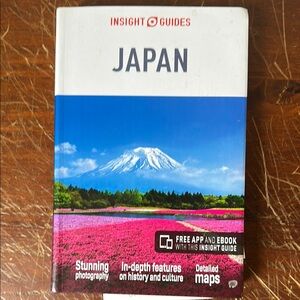 Insight Guides Japan Book